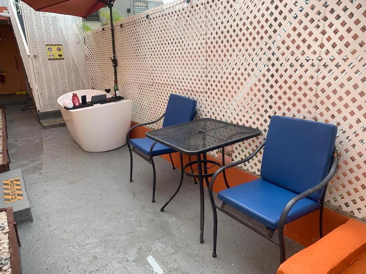 Toa Baja Levittown Studio 아파트
